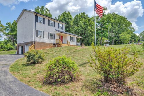 281 Cherokee Hills Rd, Bassett, VA, 24055-4586 | Card Image