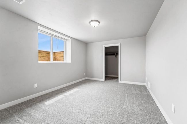3487 E Rubyred Drive, House other with 5 bedrooms, 3 bathrooms and null parking in APPLETON WI | Image 27
