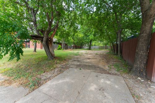 502 Rayenell Avenue, Dallas, TX, 75217 | Card Image