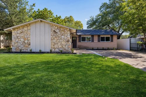 4639 Baystone Drive, Dallas, TX, 75211 | Card Image
