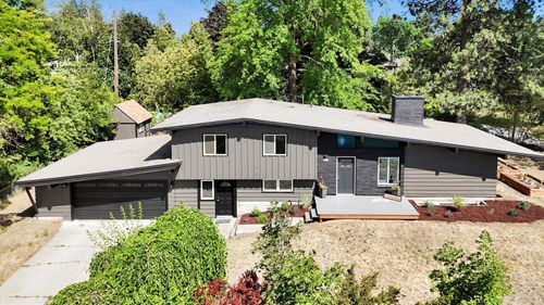 1917 S Union Rd, Spokane Valley, WA, 99206-5724 | Card Image