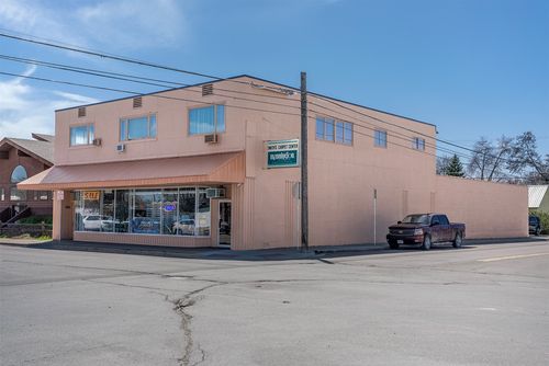 302/304 2nd Avenue W, Kalispell, MT, 59901 | Card Image