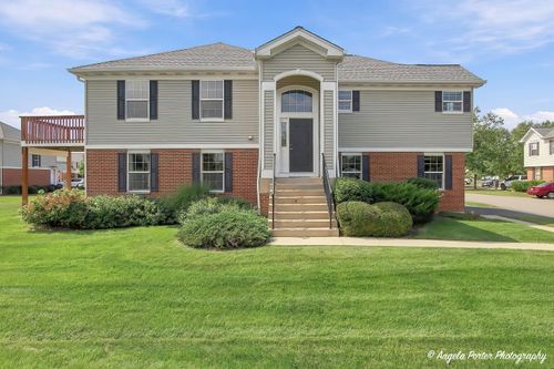 512 Legend Ln, Mchenry, IL, 60050-8010 | Card Image