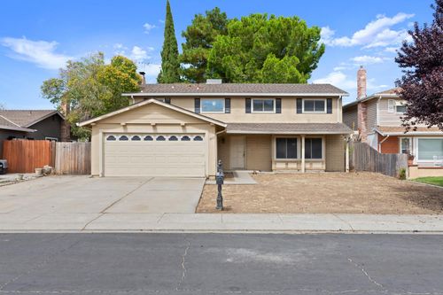 1865 Newport Ct, Tracy, CA, 95376-2327 | Card Image