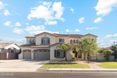 691 E Elgin Street, House other with 7 bedrooms, 4 bathrooms and null parking in Gilbert AZ | Image 1