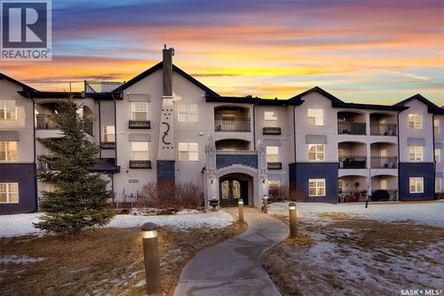 1545 Neville Dr, Regina, SK, S4Z0A7 | Card Image