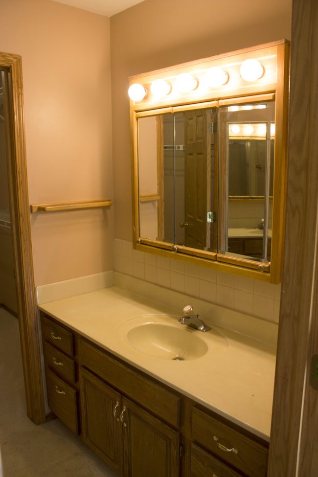 Primary Bedroom Bath | Image 12