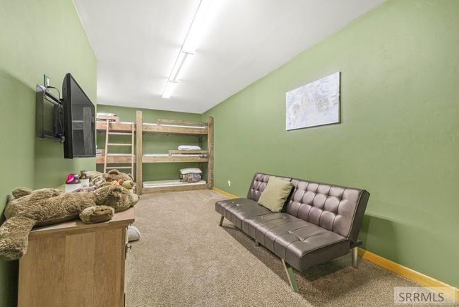 1665 Whisper Ridge Rd, House other with 6 bedrooms, 3 bathrooms and 2 parking in Ashton ID | Image 40