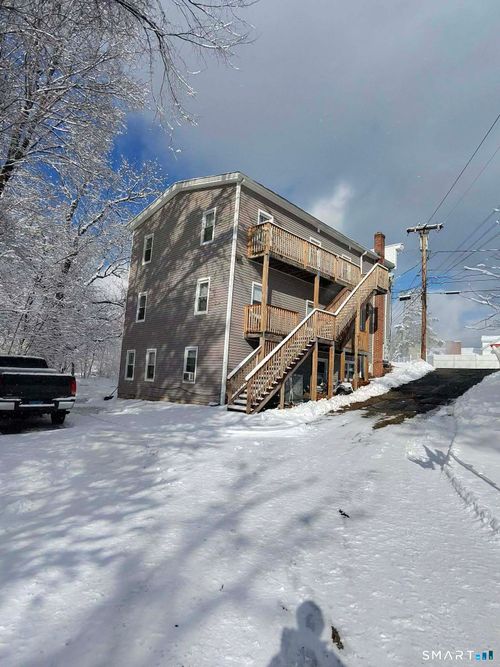 69 Franklin St, Killingly, CT, 06239-3540 | Card Image