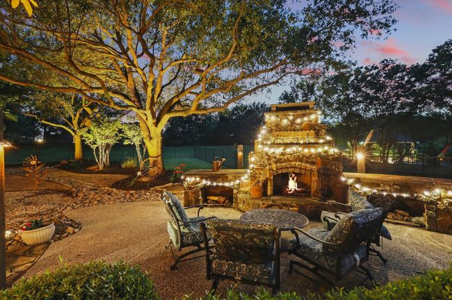 112 W Carruth Ln, House other with 4 bedrooms, 4 bathrooms and null parking in Double Oak TX | Image 32