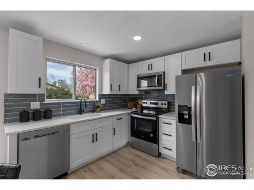 2406 Wapiti Rd, Fort Collins, CO, 80525-3510 | Card Image
