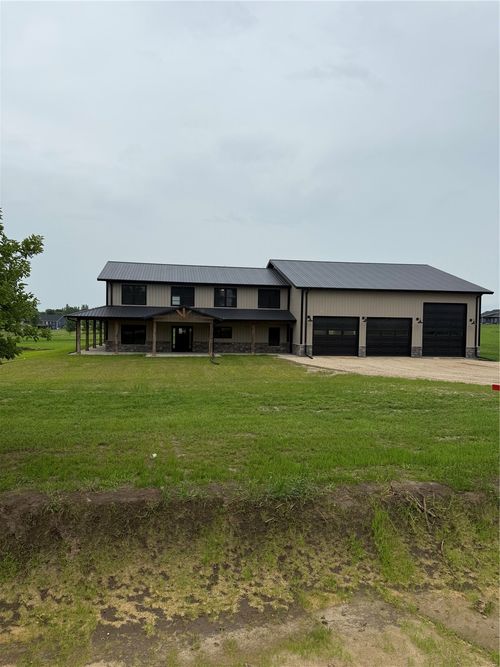 21561 80th St, Martelle, IA, 52305 | Card Image