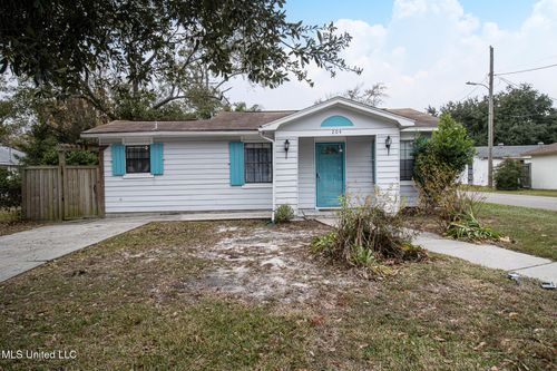 204 Trautman Ave, Long Beach, MS, 39560-5930 | Card Image