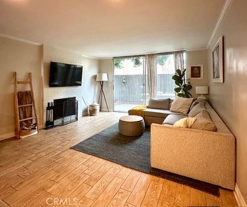 17-5951 Canterbury Dr, Culver City, CA, 90230 | Card Image