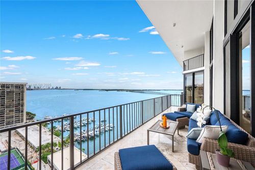 dph3-1925 Brickell Ave, Miami, FL, 33129-1737 | Card Image