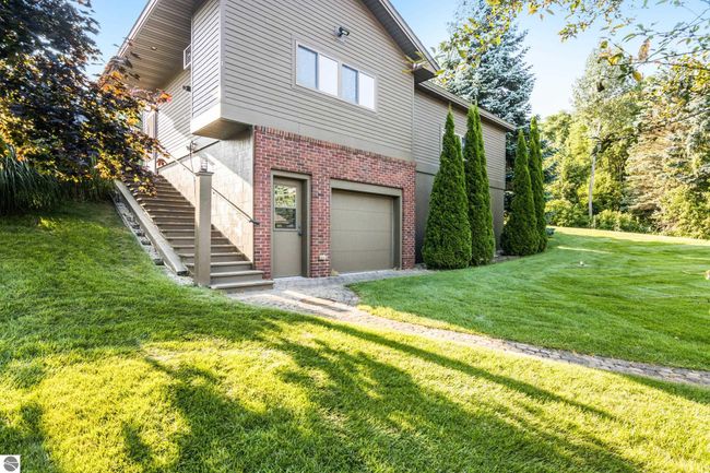 12305 3 Rd St, House other with 5 bedrooms, 4 bathrooms and null parking in Kewadin MI | Image 49