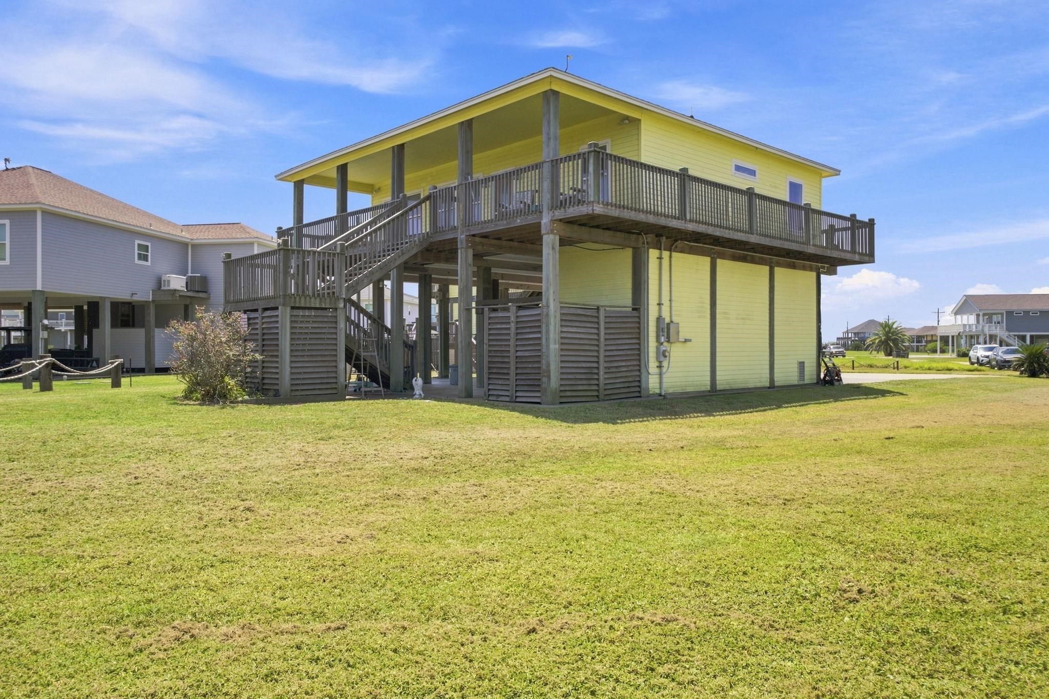 Residential in Crystal Beach 3
