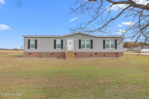 292 Sand Ridge Rd, Beulaville, NC, 28518-8552 | Card Image