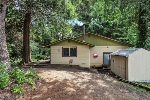 315 Ainslee Avenue, Depoe Bay, OR, 97341 | Card Image