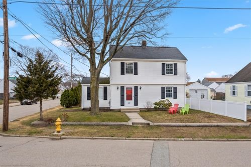 151 Orient Ave, Pawtucket, RI, 02861-2659 | Card Image