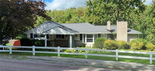 31 Penn Adamsburg Rd, Adamsburg, PA, 15611-1126 | Card Image