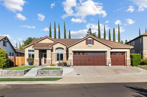 3285 Long Island St, West Sacramento, CA, 95691-5927 | Card Image