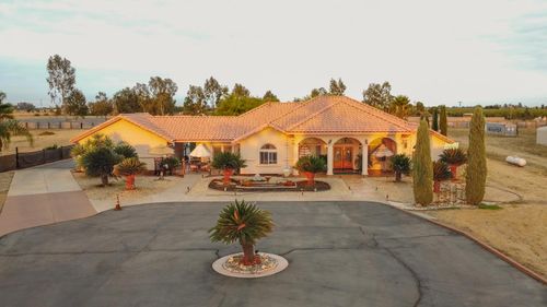 23452 Road 20, Chowchilla, CA, 93610-9623 | Card Image