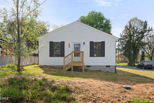 712 Richmond Avenue, Burlington, NC, 27217 | Card Image