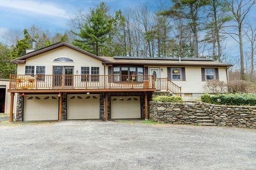 70 Ward Hill Rd, Phillipston, MA, 01331-9721 | Card Image