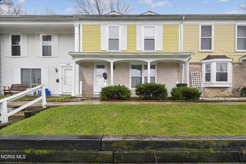 4-4426 Rose Garden Dr, Toledo, OH, 43623-3424 | Card Image