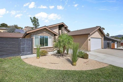 9335 Telkaif St, Lakeside, CA, 92040-5807 | Card Image