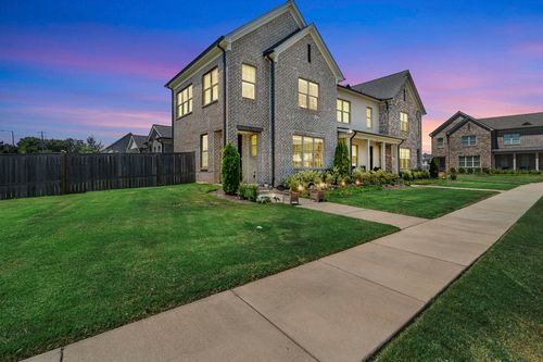 526 Burnt Oak Aly, Collierville, TN, 38017-3665 | Card Image