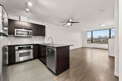 903-4182 Dawson St, Burnaby, BC, V5C0A2 | Card Image