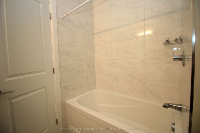 71 - 601 Lions Park Dr, House attached with 3 bedrooms, 4 bathrooms and 1 parking in Mount Brydges ON | Image 28