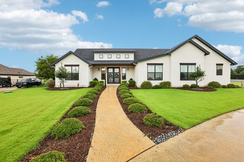 113 Crystal Ln, Georgetown, TX, 78633-2095 | Card Image