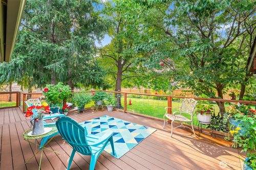 2015 Center Court Dr, Wenatchee, WA, 98801-7305 | Card Image