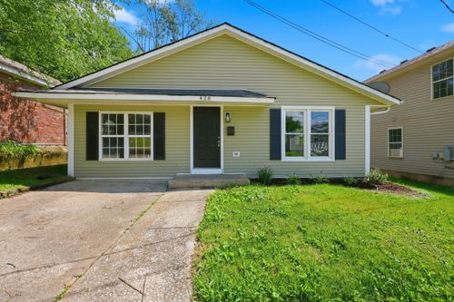 428 Russell St, Danville, KY, 40422-2041 | Card Image