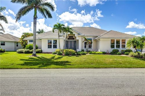 735 Elisa Dr, PUNTA GORDA, FL, 33950-8058 | Card Image