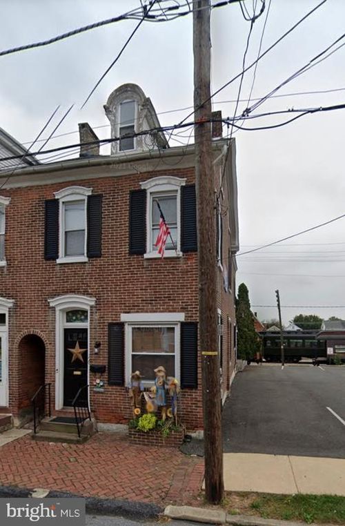 26 S Chestnut St, BOYERTOWN, PA, 19512-1509 | Card Image