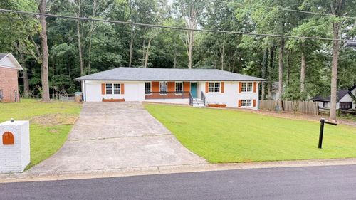 5698 Crestwood Dr, Stone Mountain, GA, 30087-2917 | Card Image