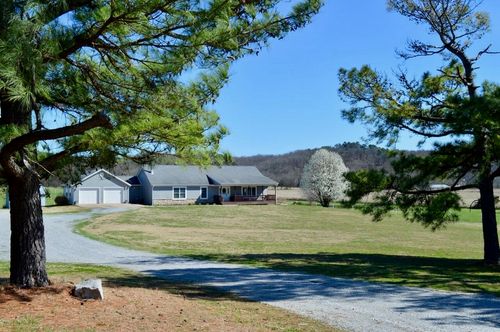 8840 N Highway 43, Maysville, AR, 72747-8854 | Card Image