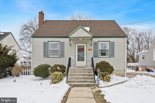 612 N Walnut Ave, MAGNOLIA, NJ, 08049-1178 | Card Image