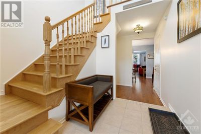 98 Waterton Cres, Townhouse with 3 bedrooms, 3 bathrooms and 3 parking in Kanata ON | Image 3