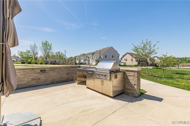 GRILLING PATIO | Image 27