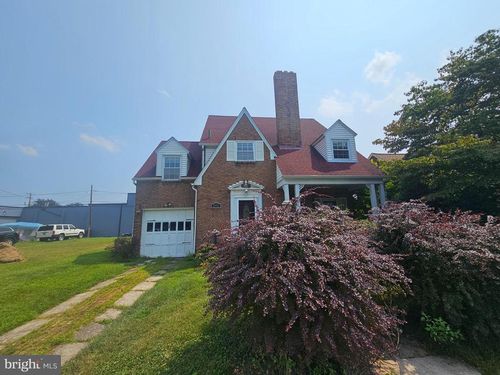 2951 N 6th St, HARRISBURG, PA, 17110-2107 | Card Image