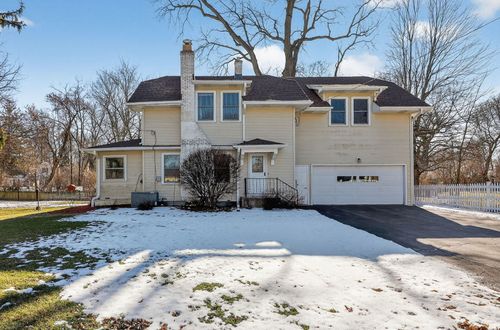 32W183 Glos Street, Wayne, IL, 60184 | Card Image