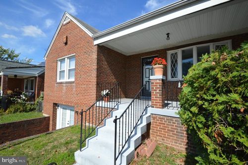 210 Peabody St Ne, WASHINGTON, DC, 20011-1642 | Card Image