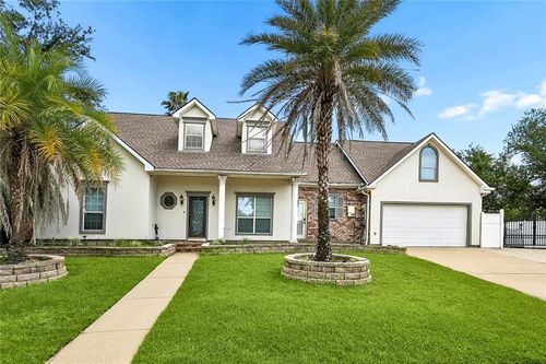 105 Constellation Dr, Slidell, LA, 70458-9028 | Card Image
