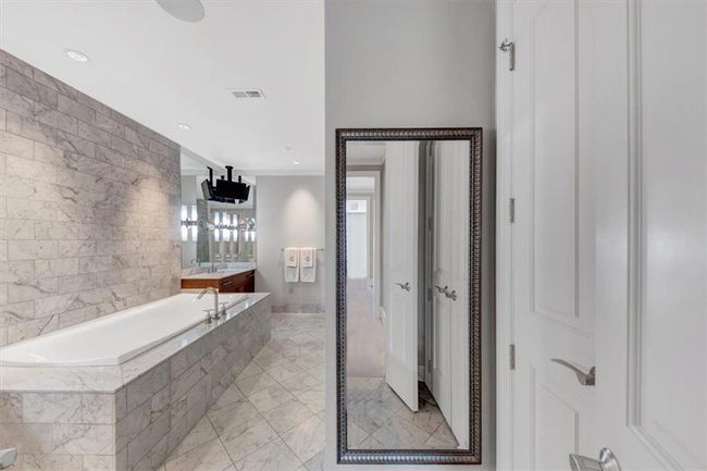 UNIT-3504 - 3344 Peachtree Rd Ne, Condo with 2 bedrooms, 3 bathrooms and 2 parking in Atlanta GA | Image 35