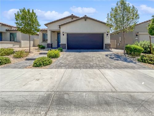 6312 Conlon St, North Las Vegas, NV, 89081-6926 | Card Image